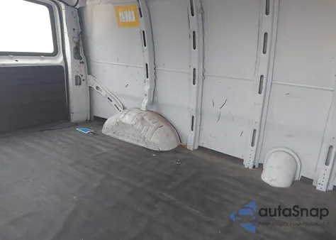 2021 GMC Savana Cargo Rwd 2500 Regular Wheelbase Work Van from USA, damaged, VIN 1GTW7AFP1M1192352